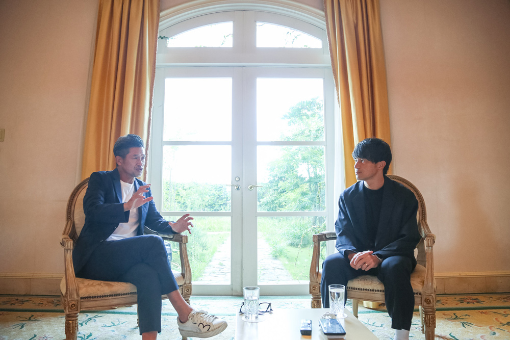 鈴鹿ポイントゲッターズ 三浦知良選手 × 株式会社Criacao 社外パートナー 小林祐三 10.9 国立開催 特別対談／後編「J1もJFLも、サッカーに対する想いは何も変わらない」